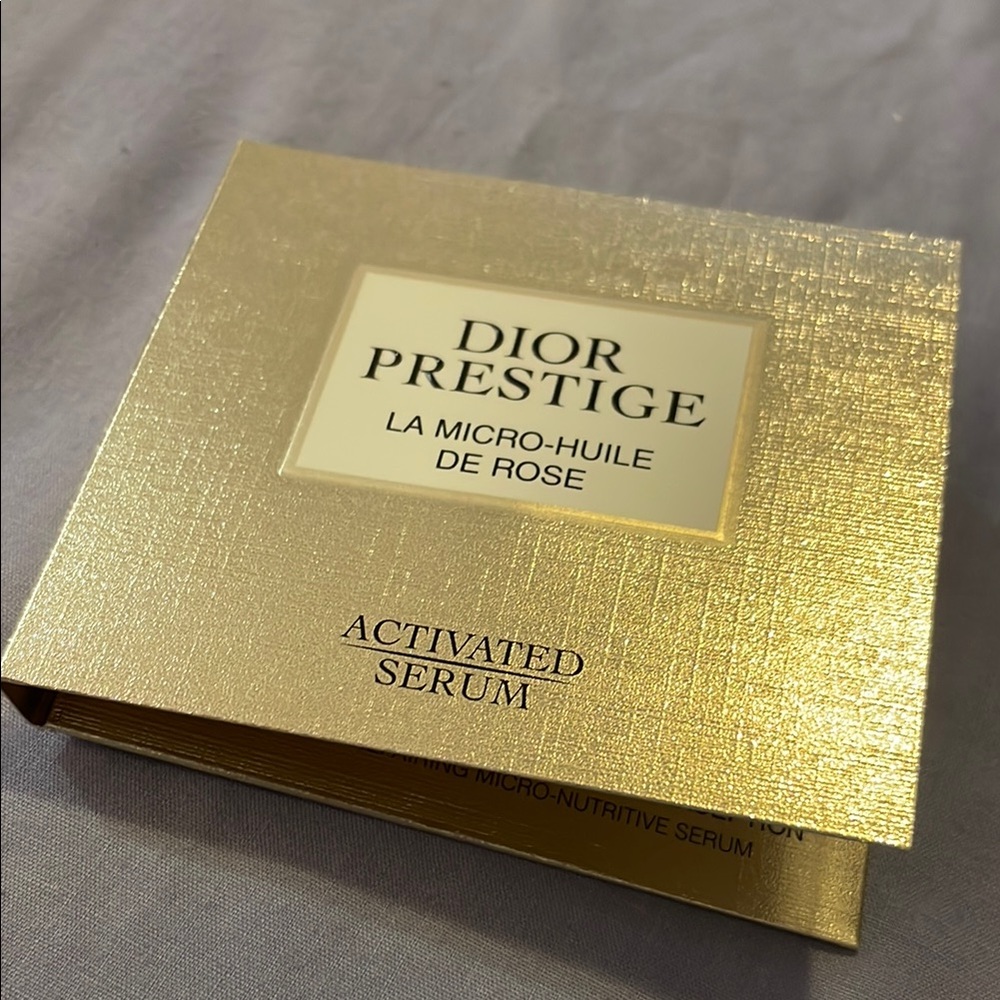 Dior Prestige La Micro-Huile de Rose Activated Serum